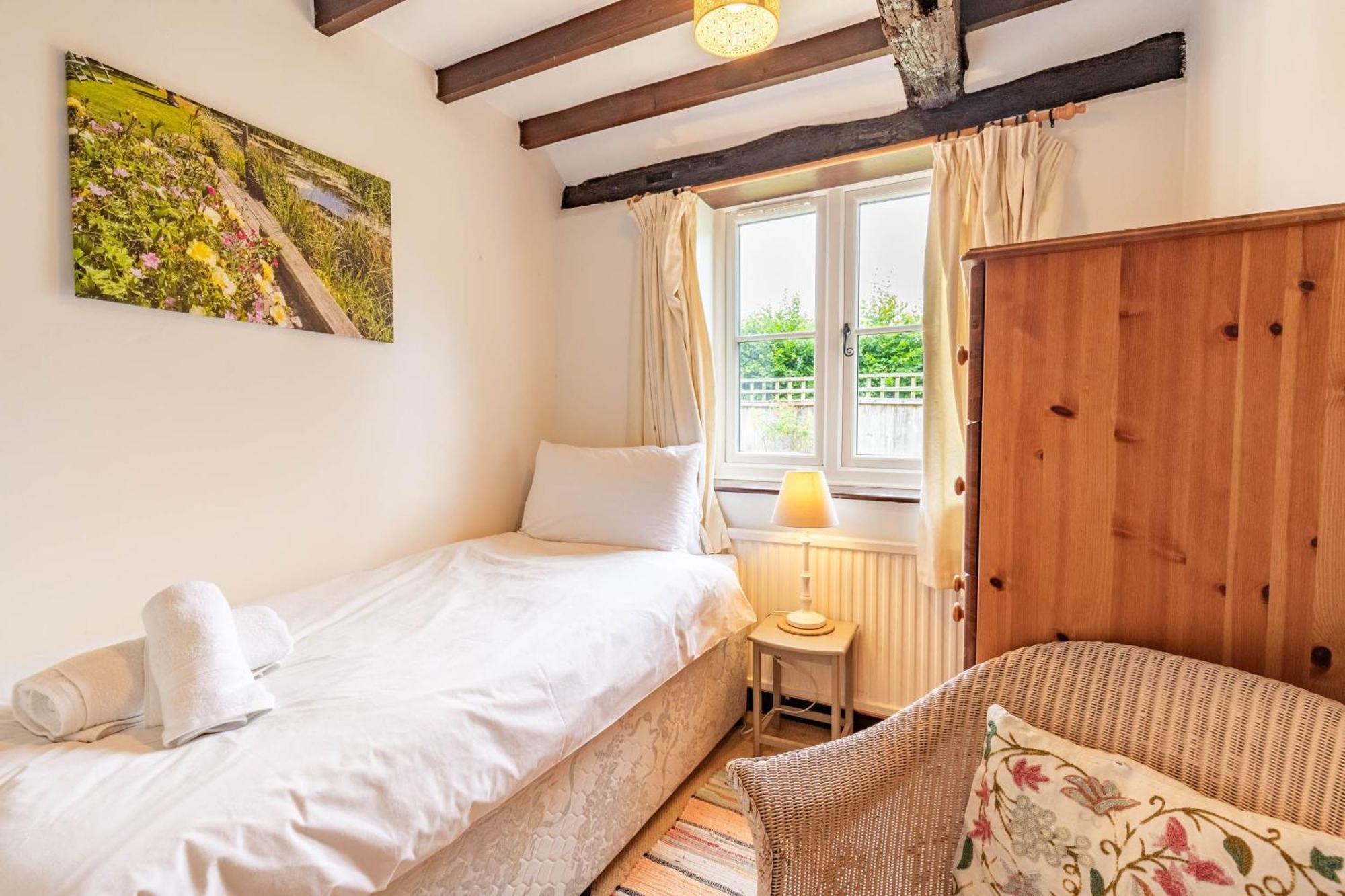Host & Stay - Woodfalls Barn Burgh and Tuttington Eksteriør billede